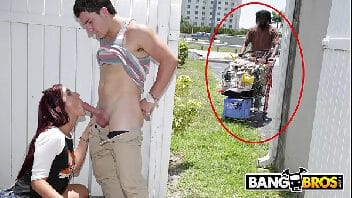 Novinha boquete putinha deliciosa fazendo o melhor boquete da sua vida
