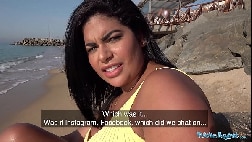 Sexo em publico gordinha safada chupando rola e dando por dinheiro Sexo em publico gordinha safada chupando rola e dando por dinheiro