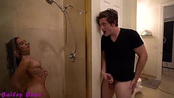 Vídeo porno legendado irmão comendo irmã inocente