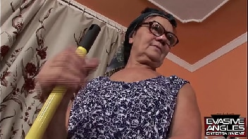 Velhas do sexo dando muito para o negão